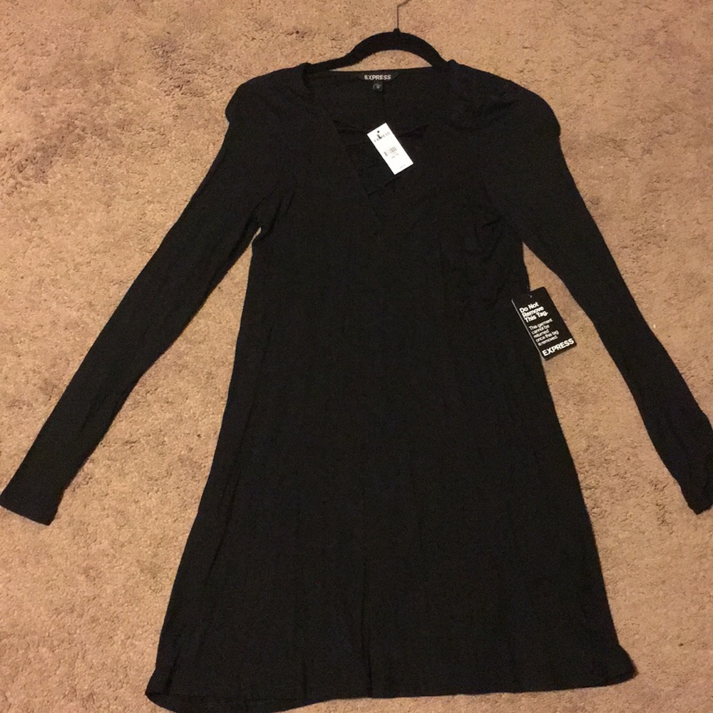 Criss cross v neck black dress